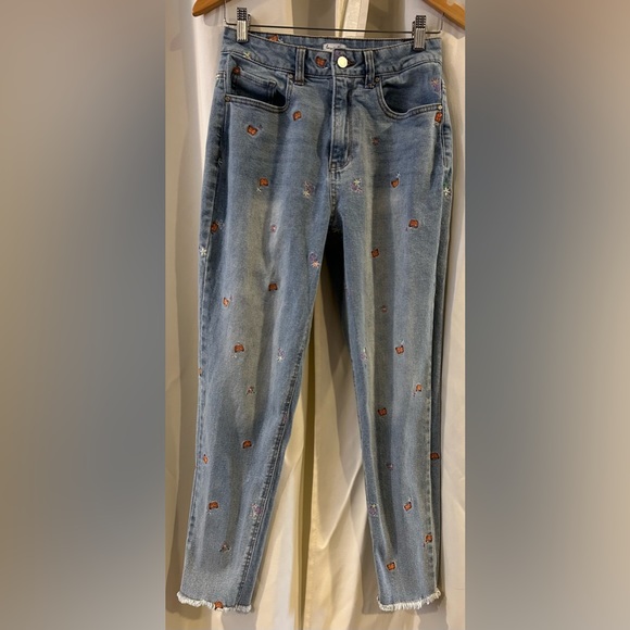 Love Fire Floral Butterfly Embroidered‎ Denim Jeans Size 5 - Picture 1 of 7